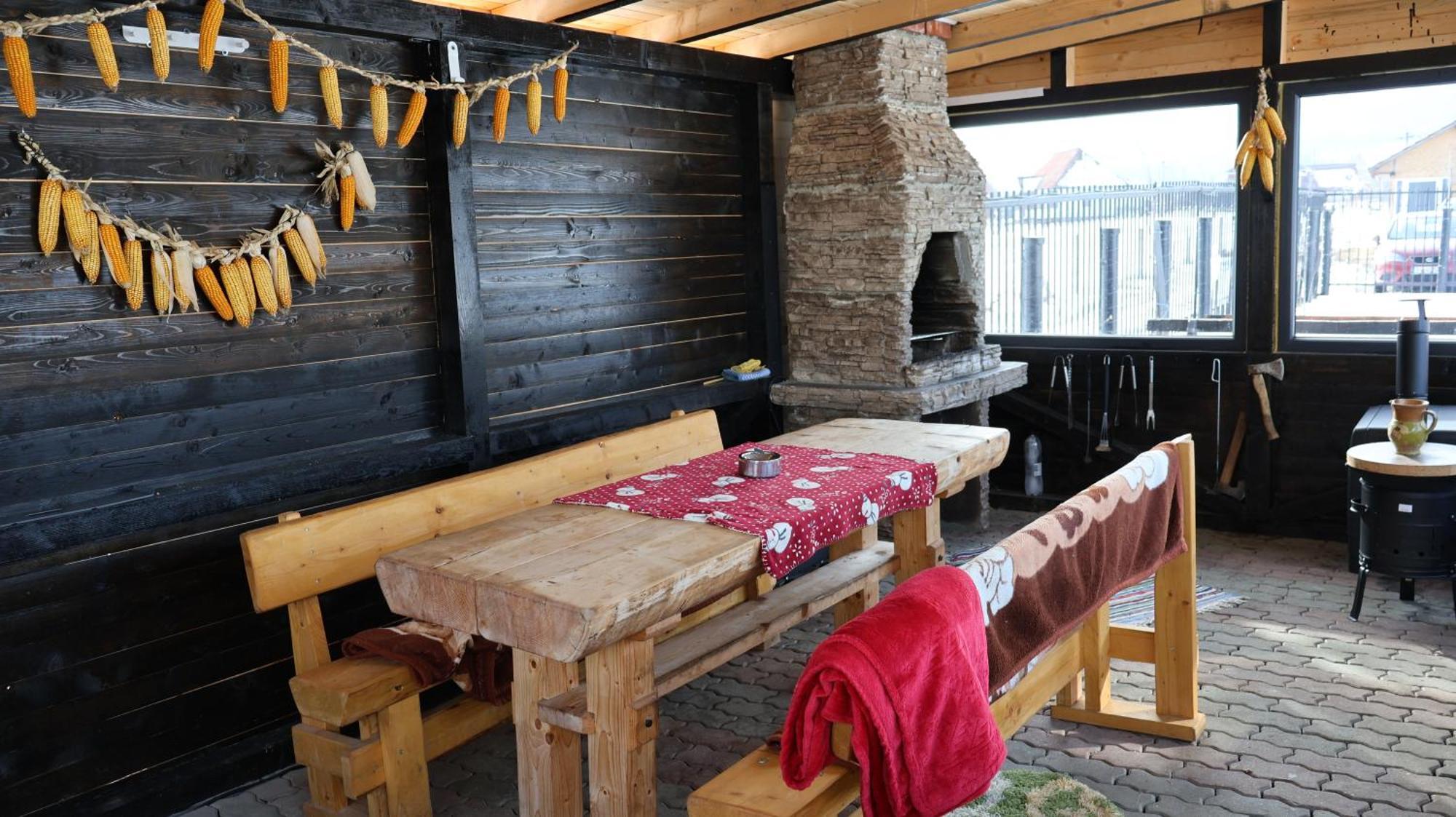 Vila Raisa Neagra Sarului Exterior foto